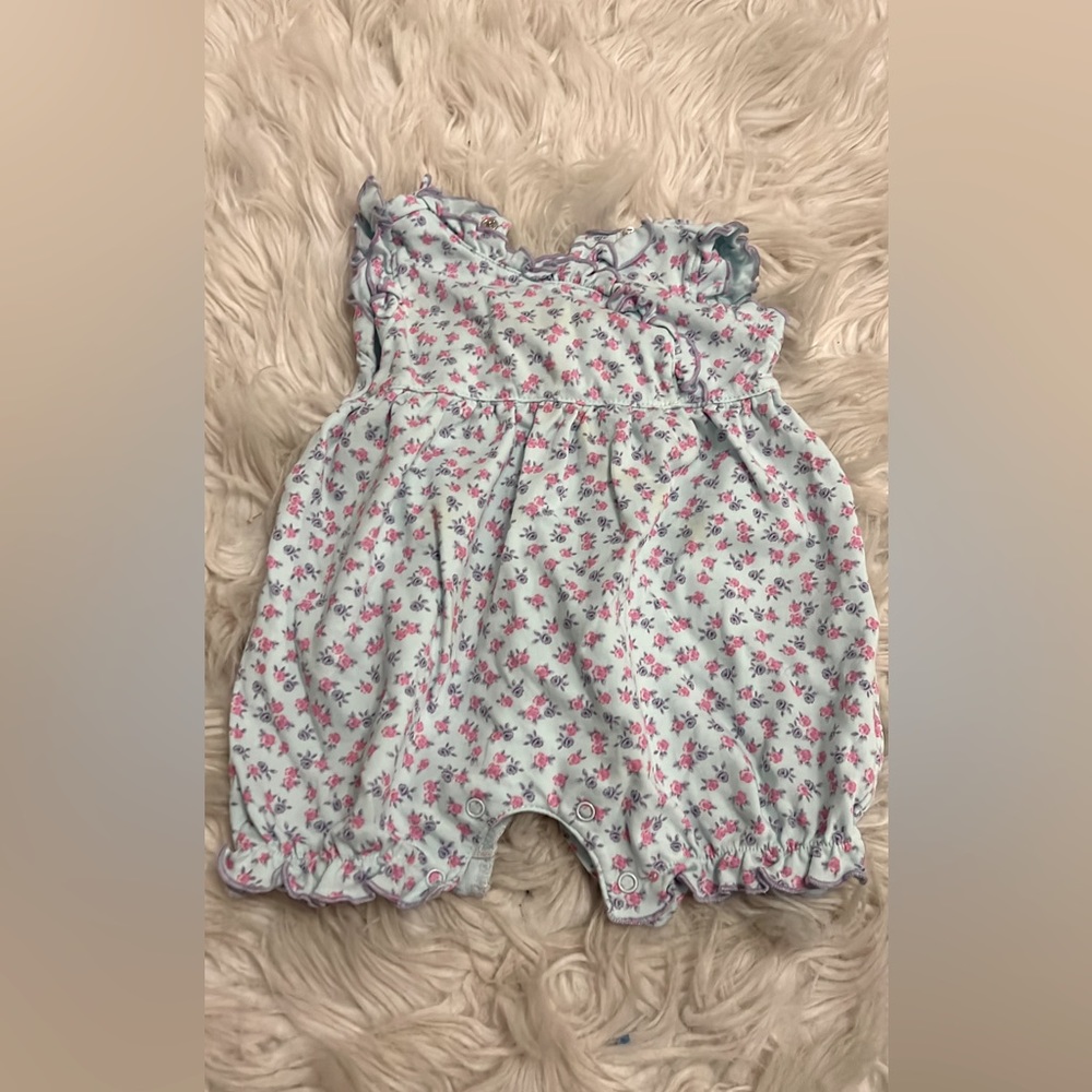 Kissy Kissy bubble- worn once. Like brand new